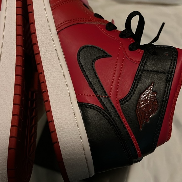 Nike or Jordan ones - Picture 10 of 10